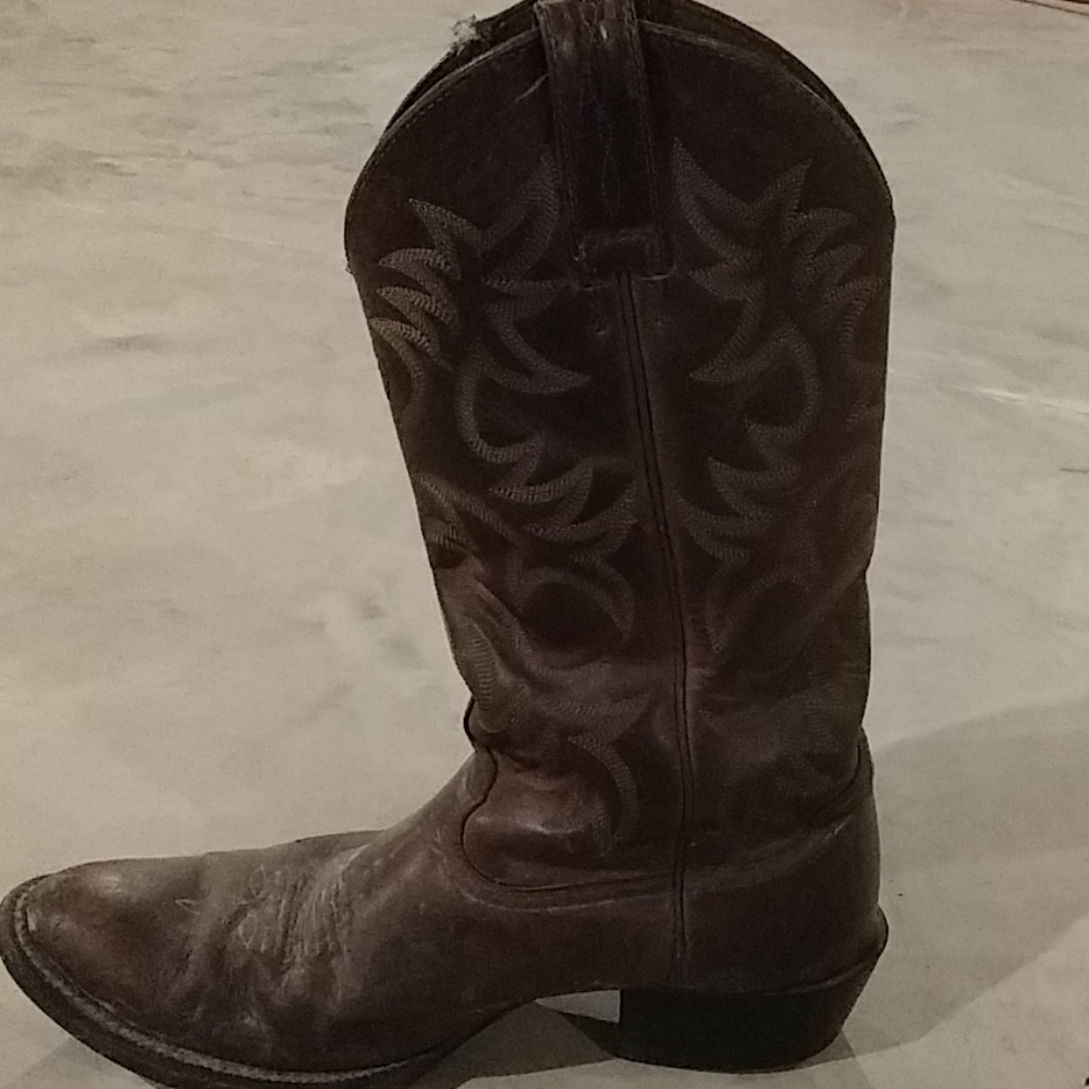 Ariat Mens cowboy boots